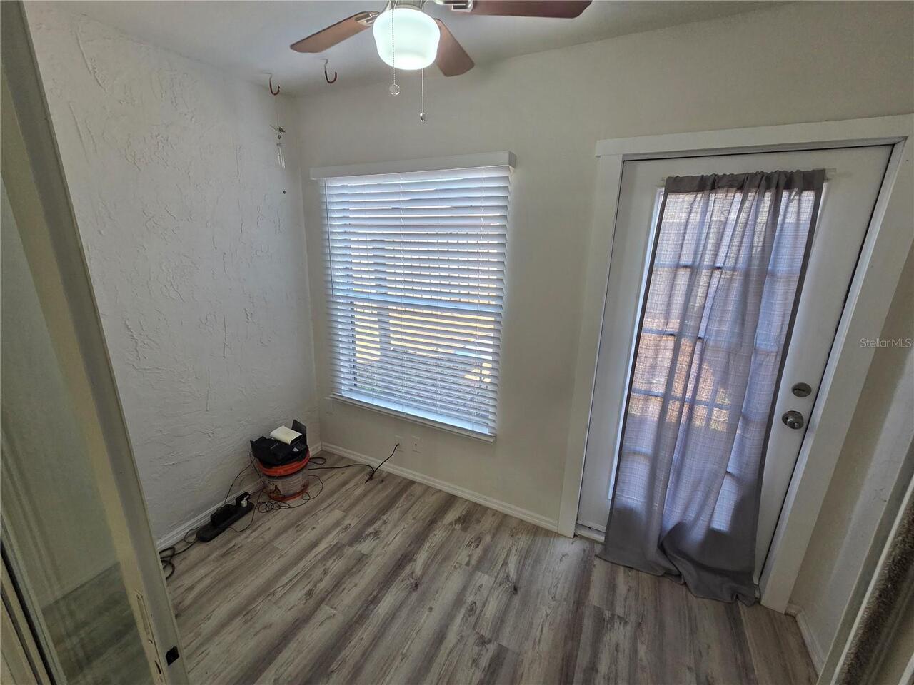 Listing Photo 14