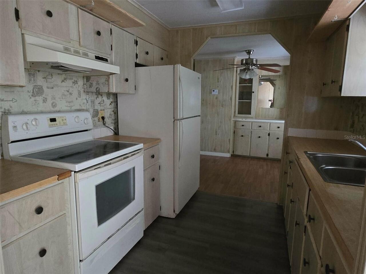 Listing Photo 7