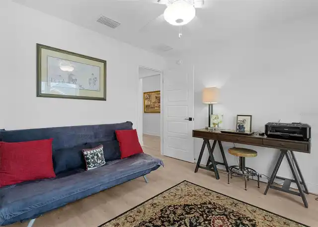 Listing Photo 19