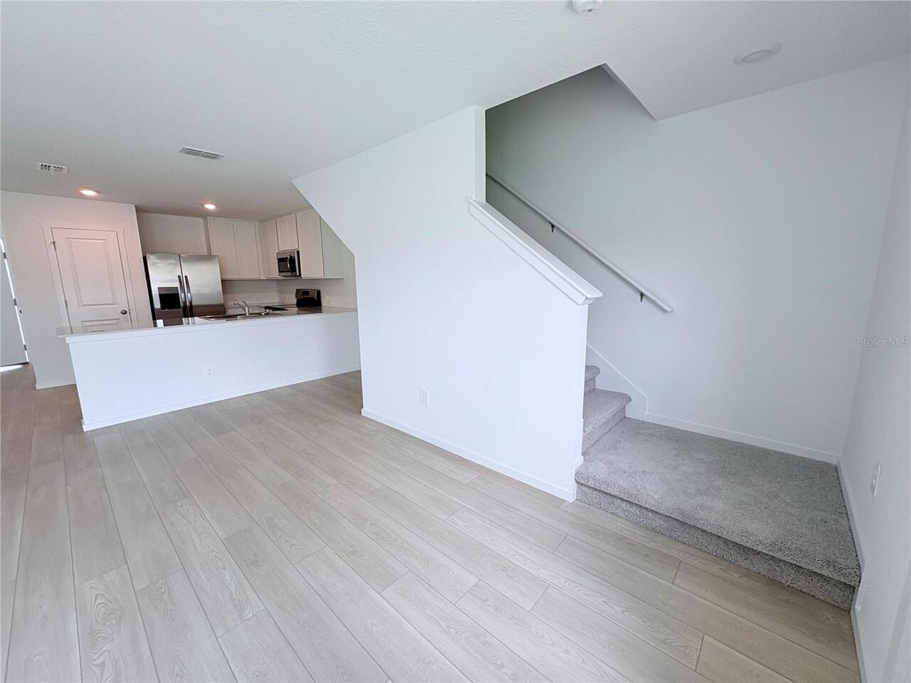 Listing Photo 12