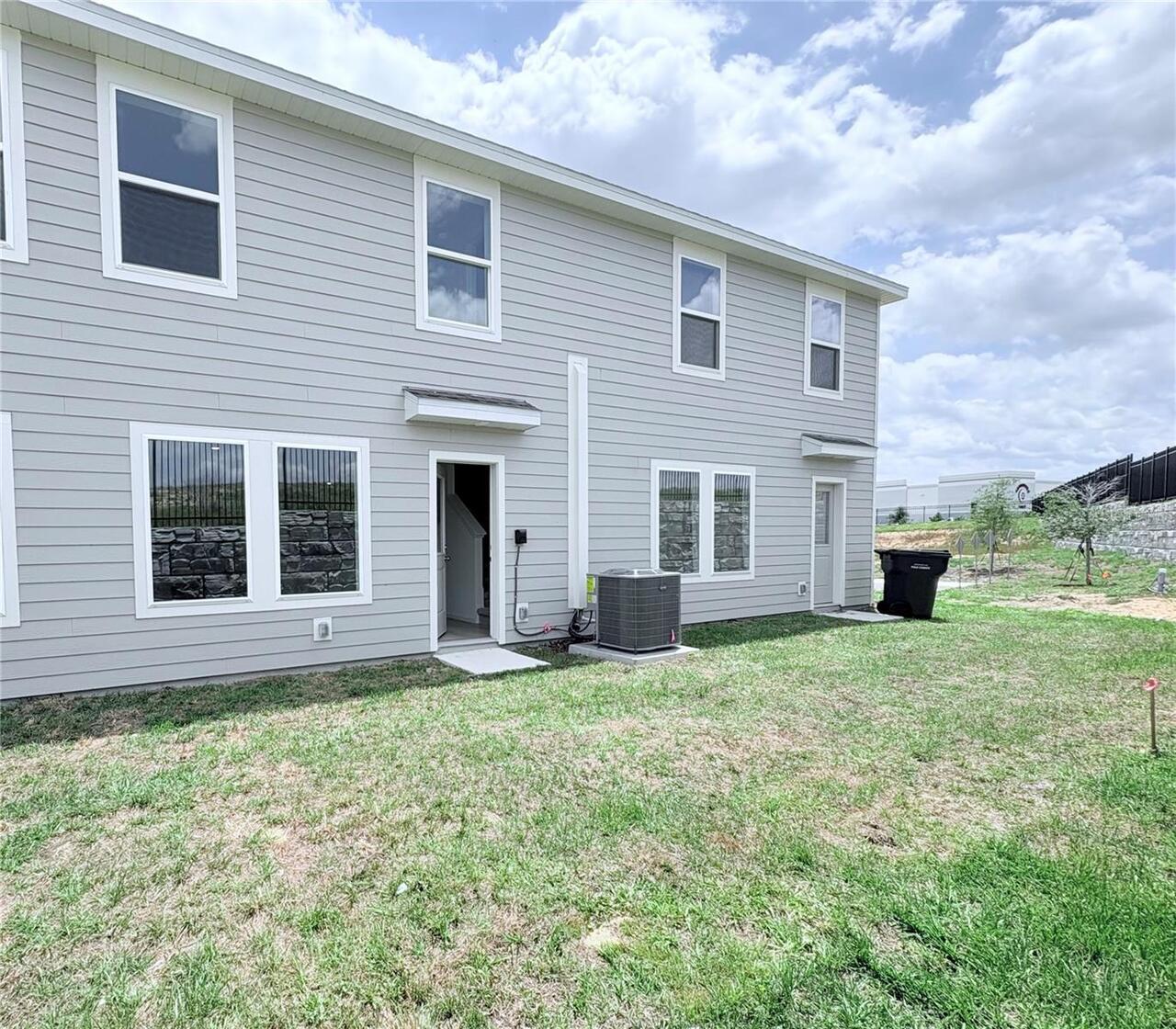 Listing Photo 14
