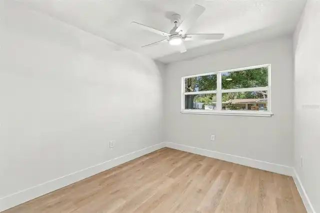 Listing Photo 26