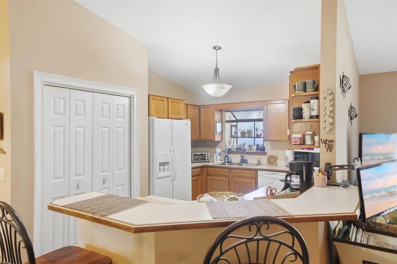 Listing Photo 10
