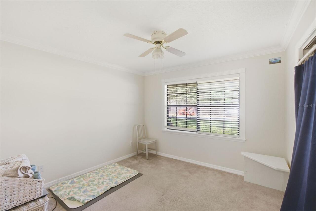 Listing Photo 16