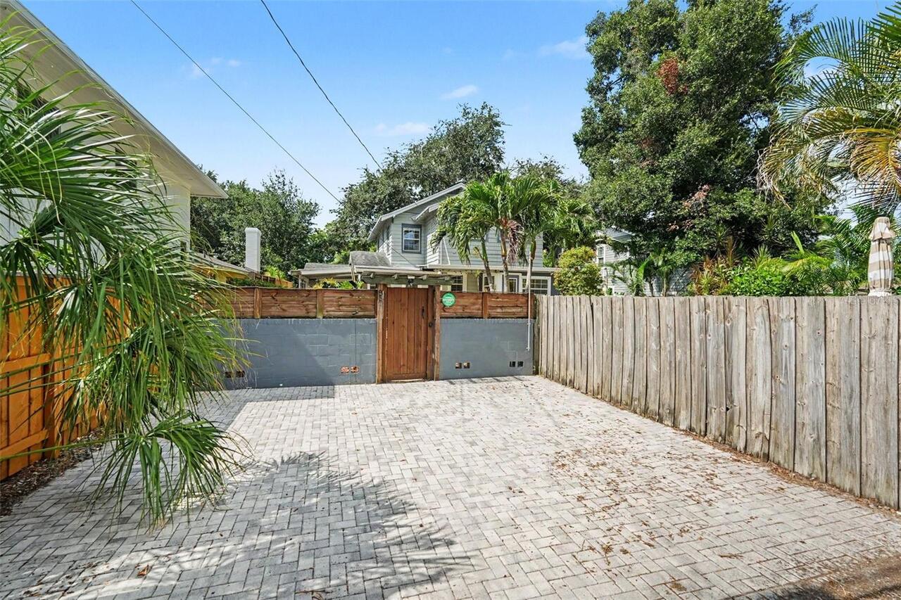 Listing Photo 36