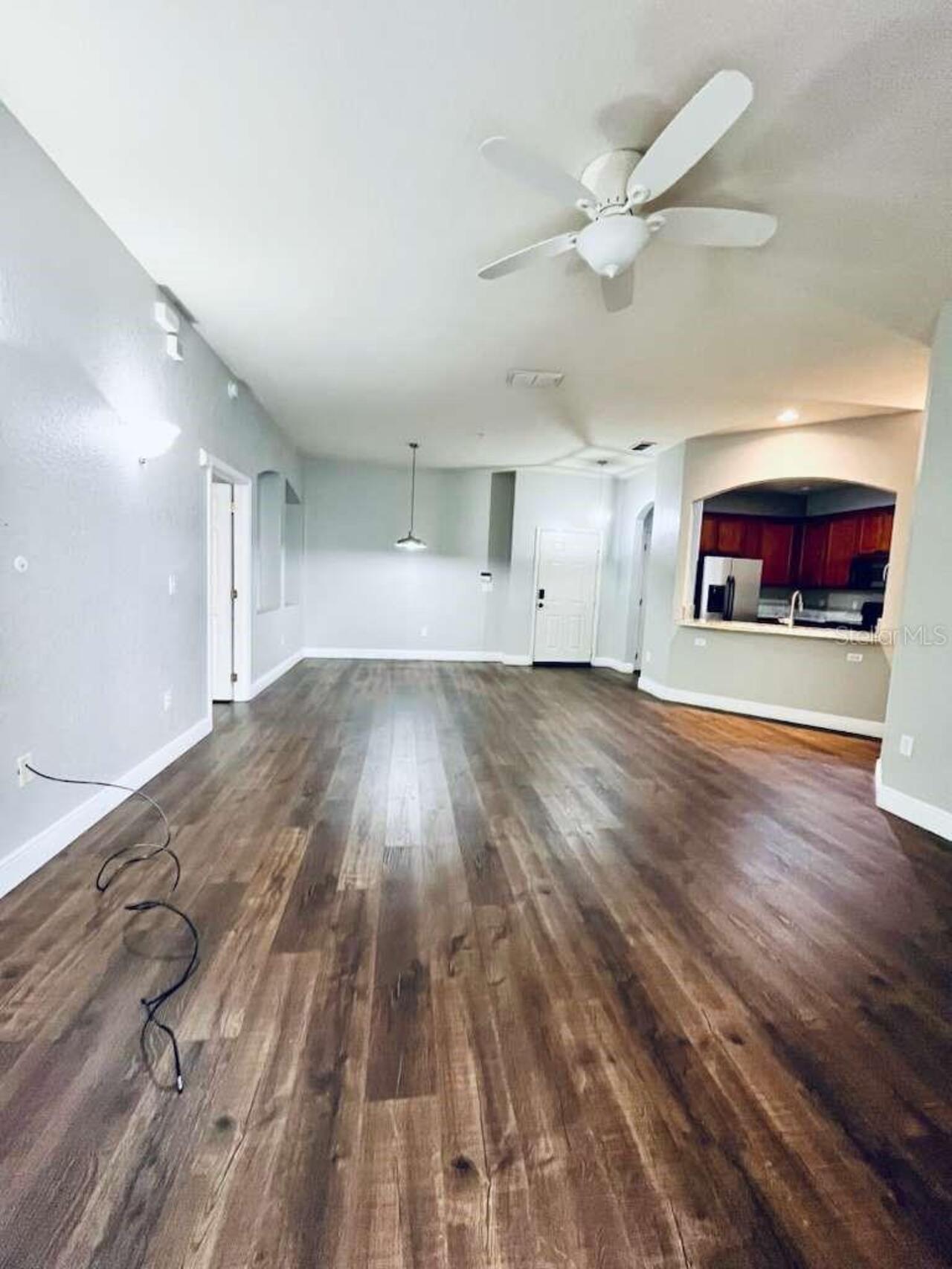 Listing Photo 8