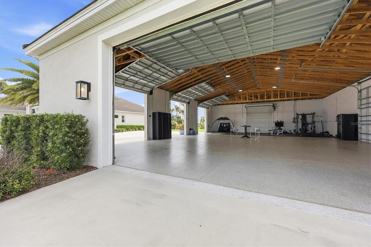 Listing Photo 10