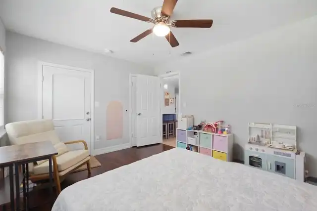 Listing Photo 14
