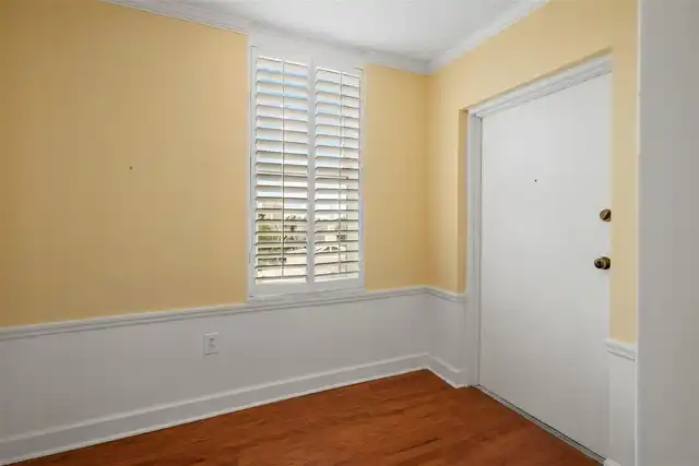 Listing Photo 14