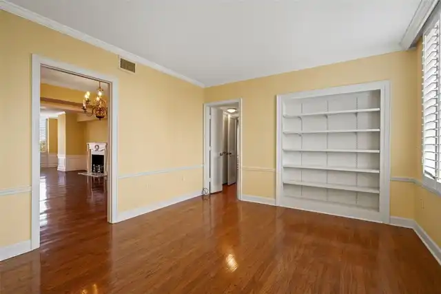Listing Photo 17