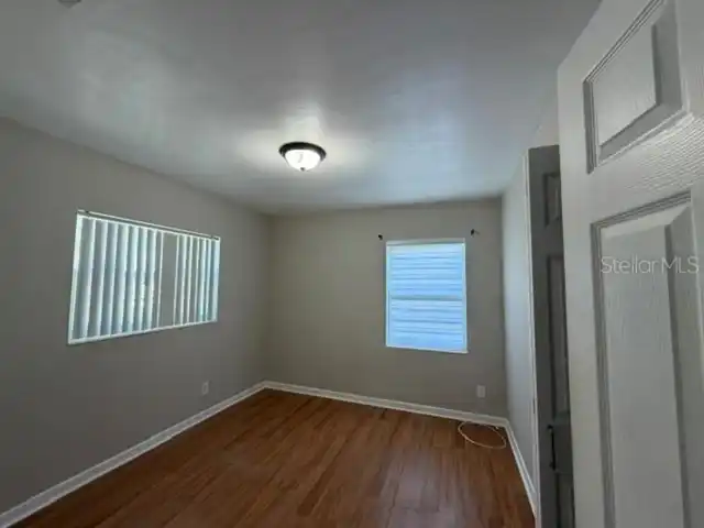 Listing Photo 10