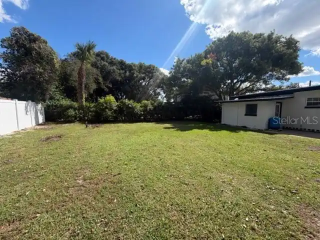 Listing Photo 23