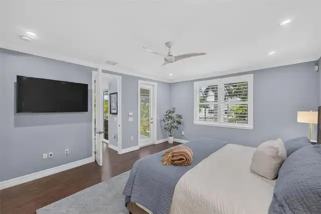 Listing Photo 17