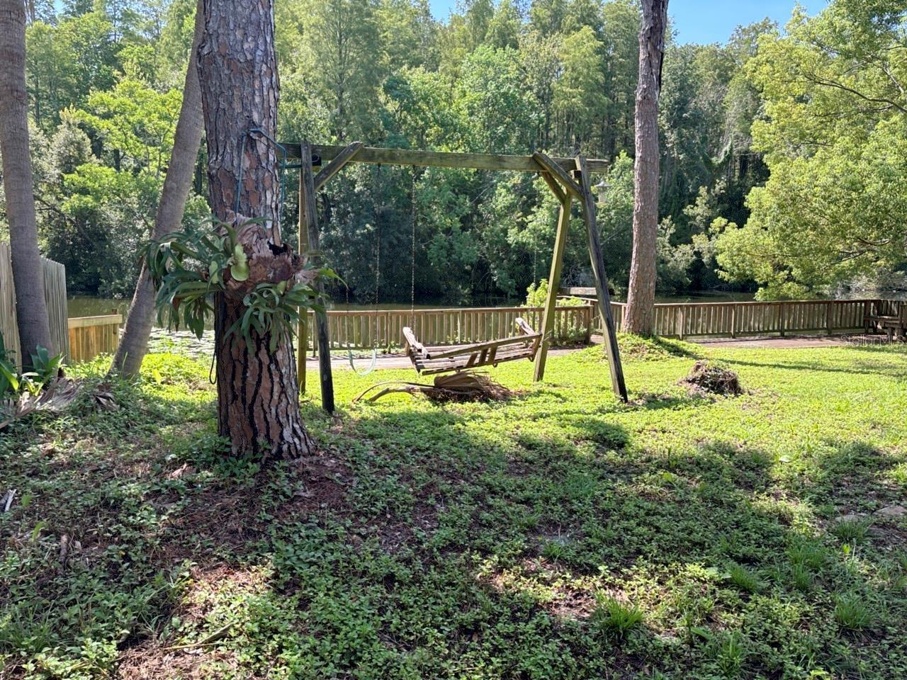 Listing Photo 18
