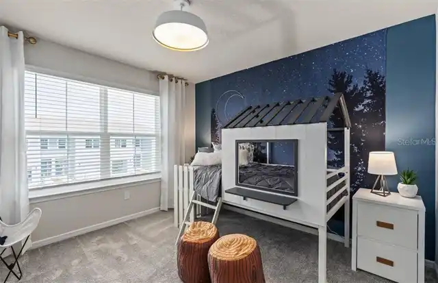 Listing Photo 12