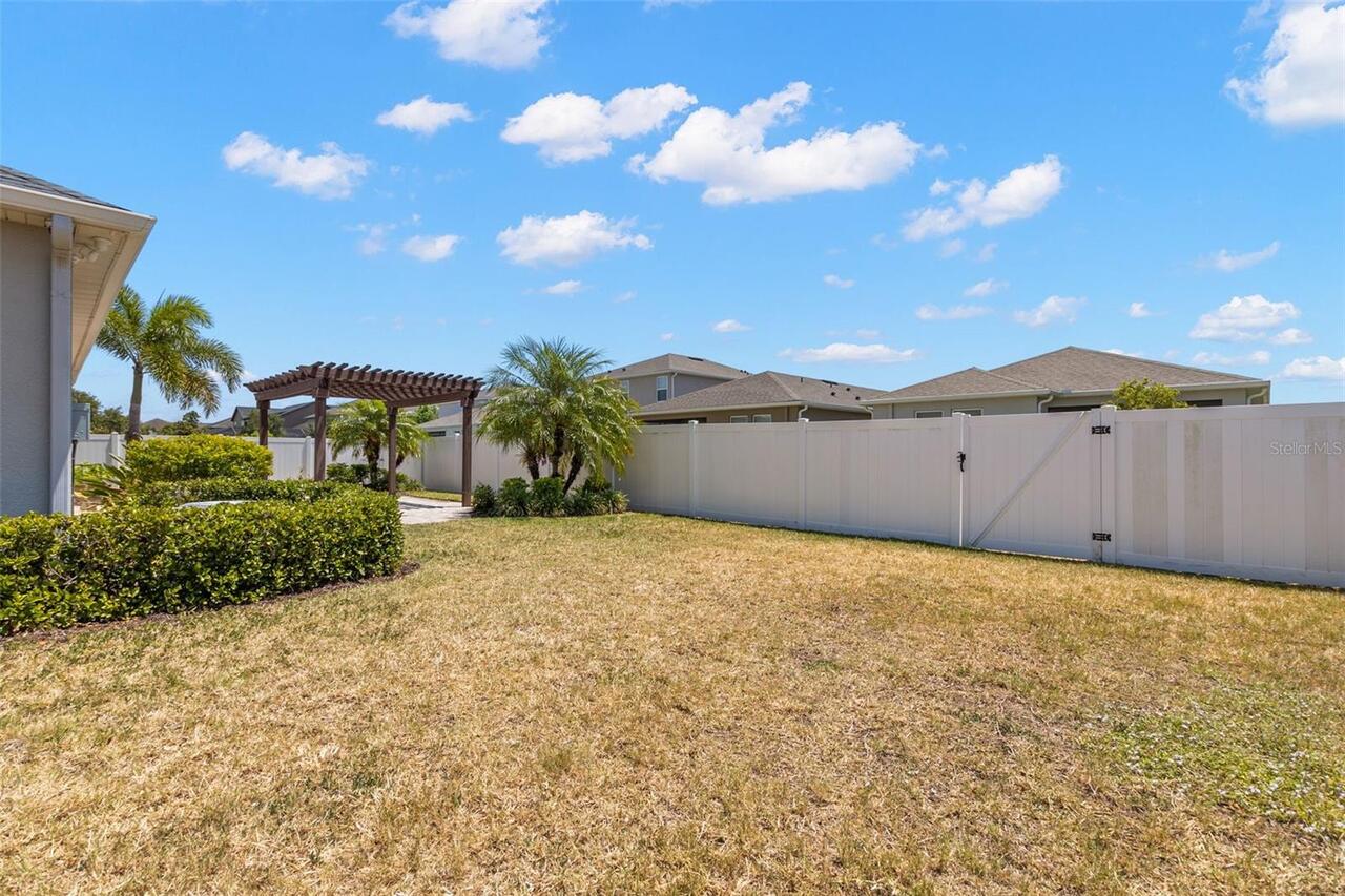 Listing Photo 23