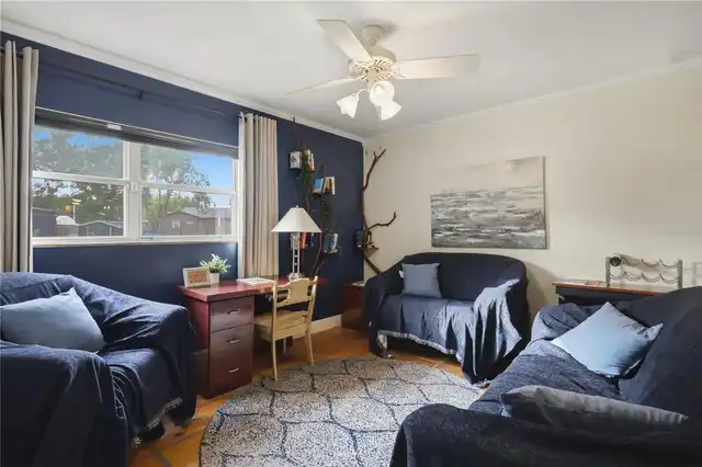 Listing Photo 16