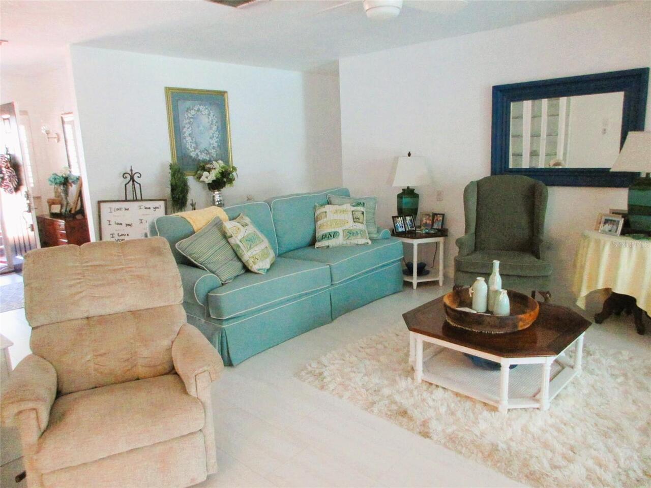 Listing Photo 11