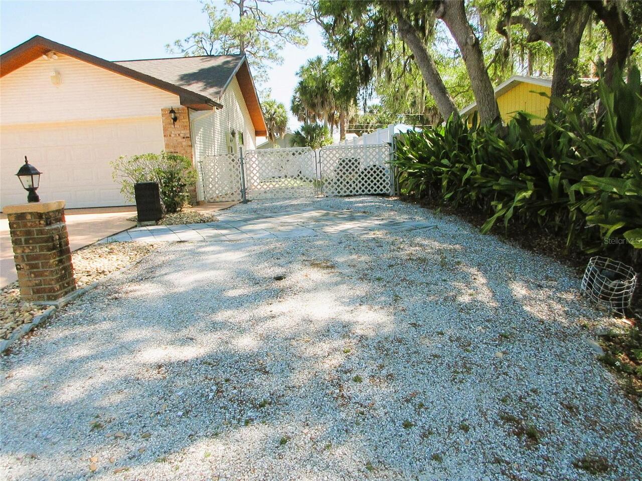Listing Photo 42
