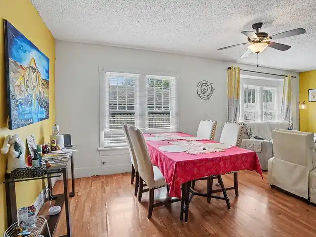 Listing Photo 8