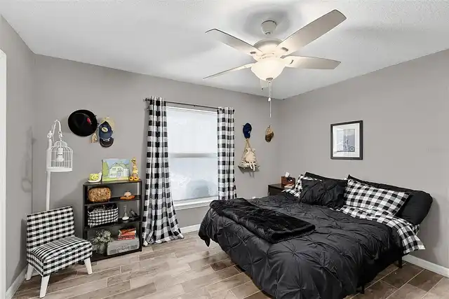 Listing Photo 22