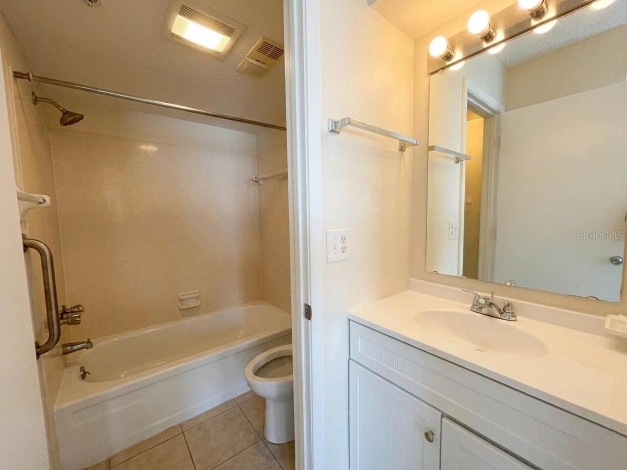 Listing Photo 9