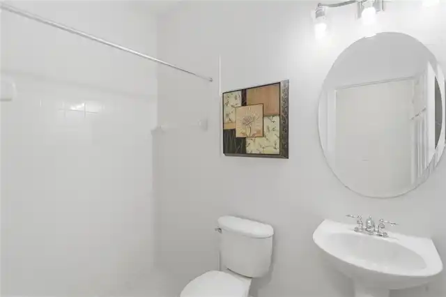 Listing Photo 33