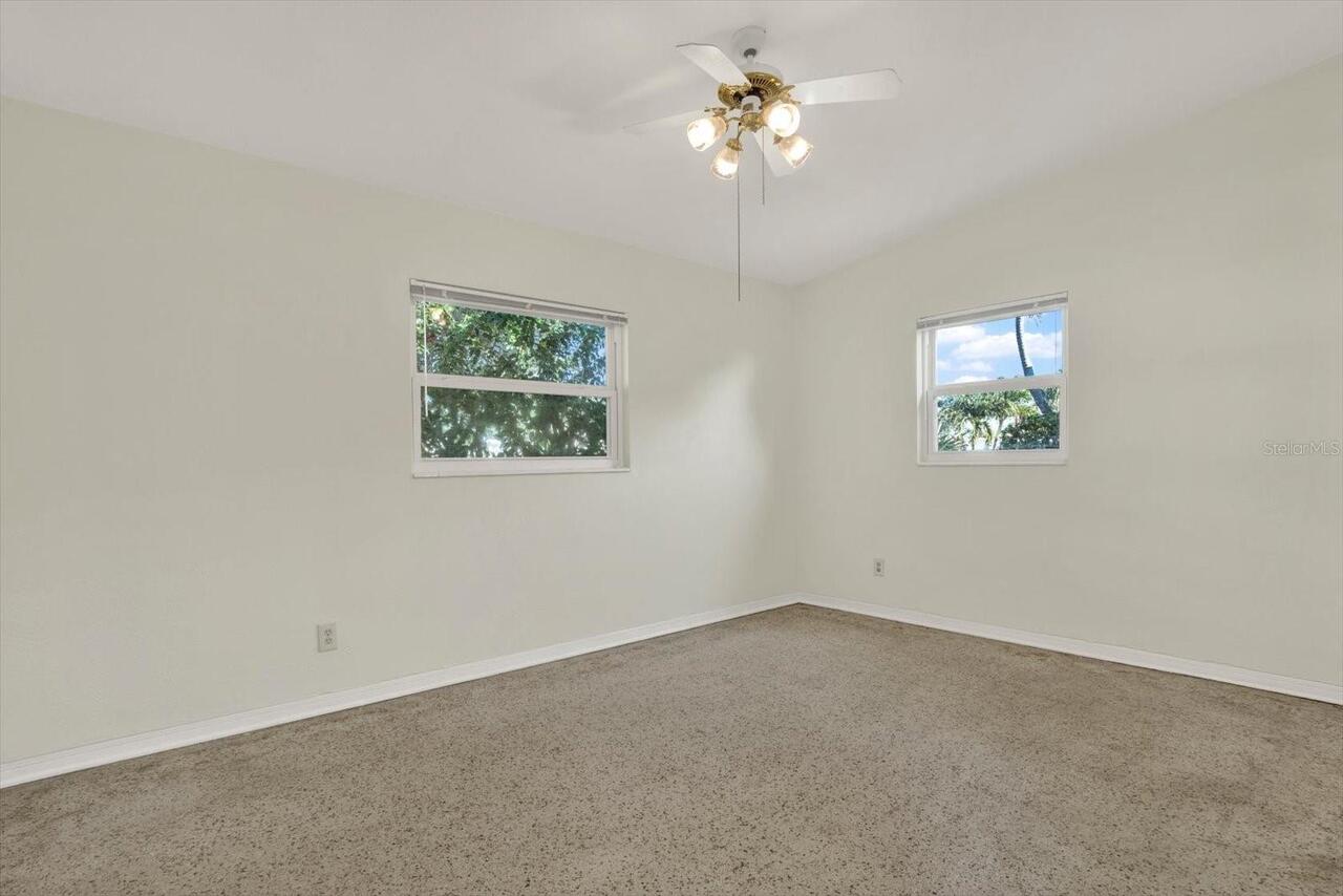 Listing Photo 22