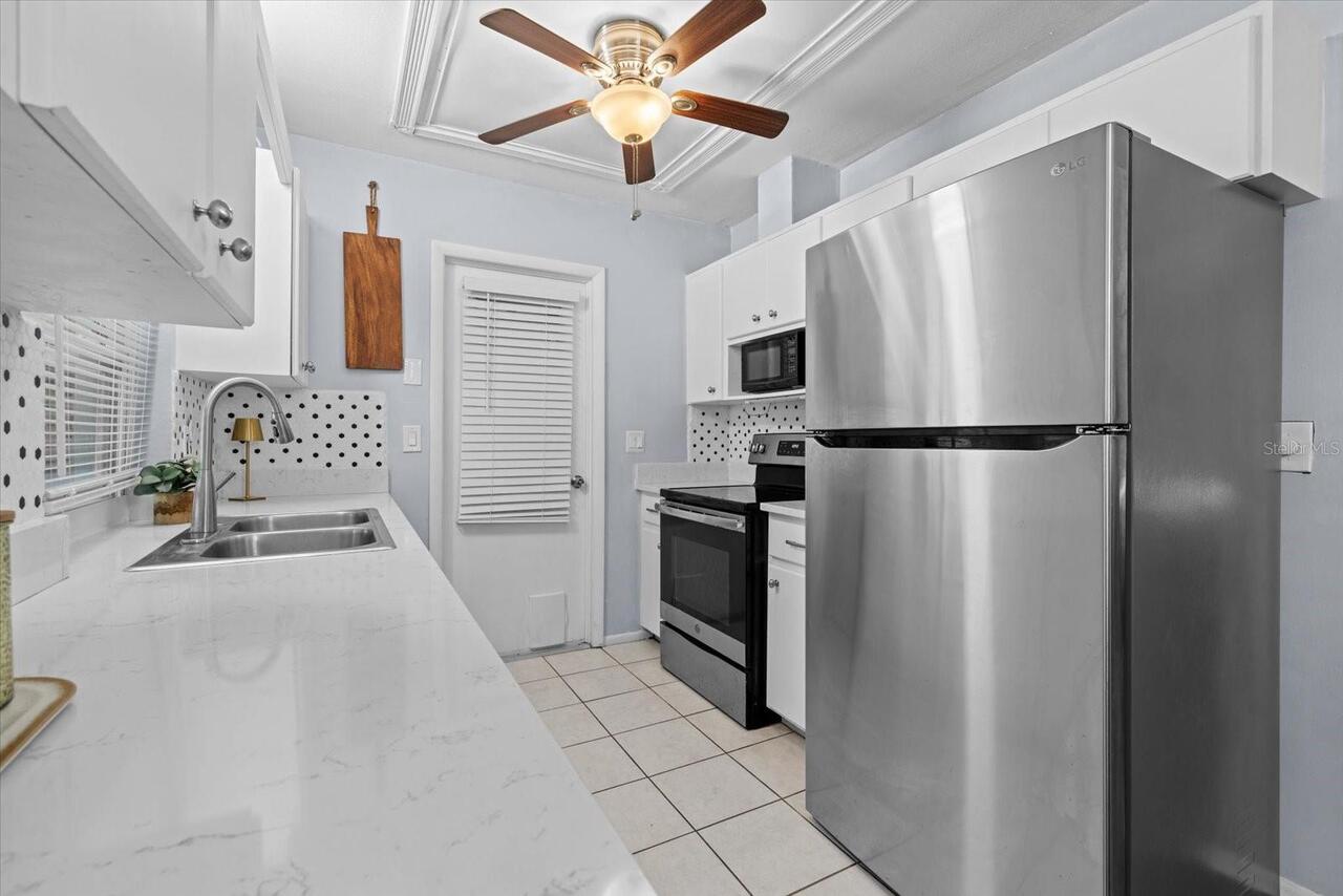 Listing Photo 10