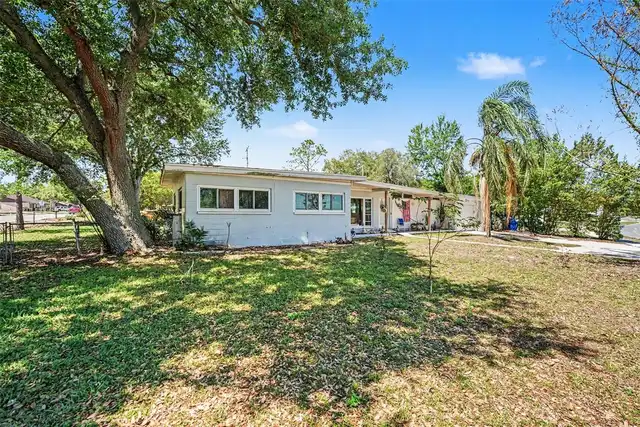 Listing Photo 16