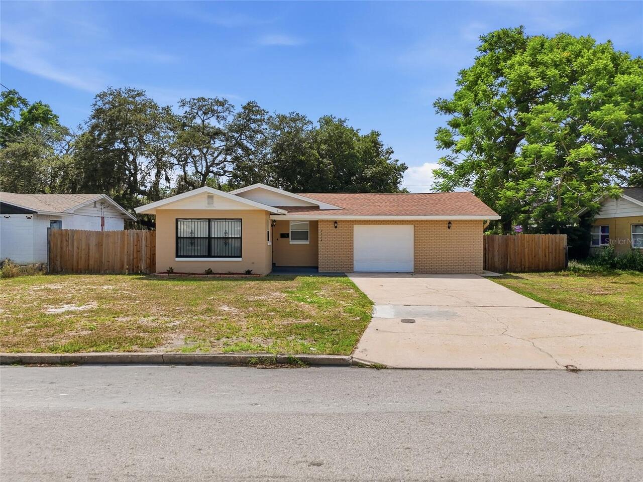 Listing Photo 14