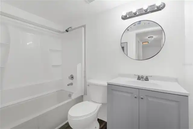 Listing Photo 16