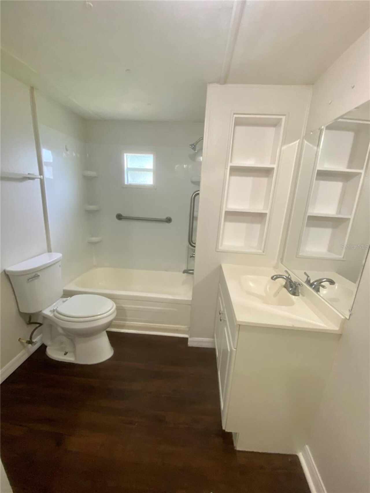 Listing Photo 13