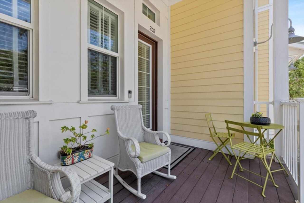 Listing Photo 6