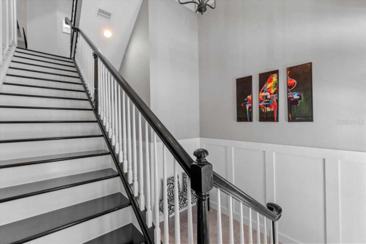 Listing Photo 10