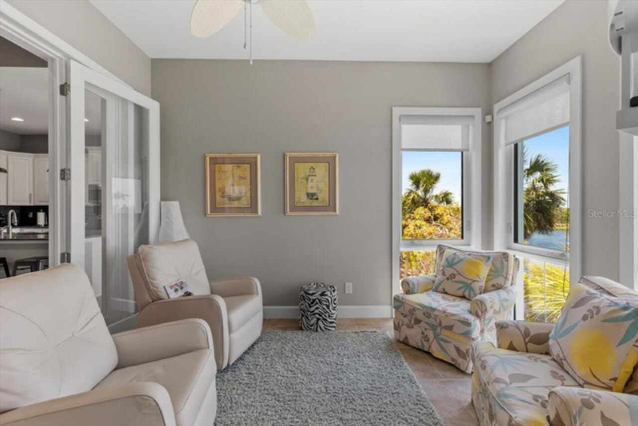 Listing Photo 17
