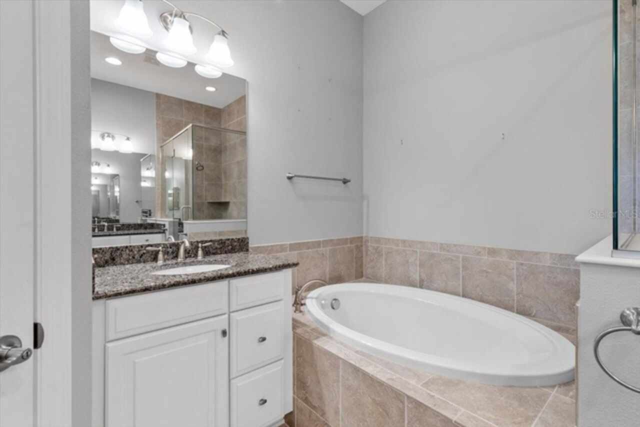 Listing Photo 35