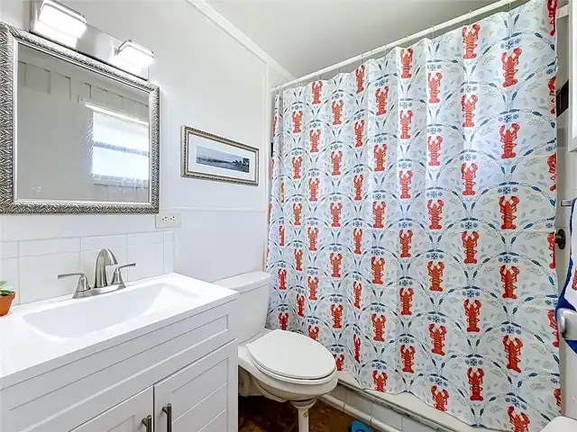 Listing Photo 11