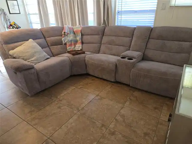 Listing Photo 7