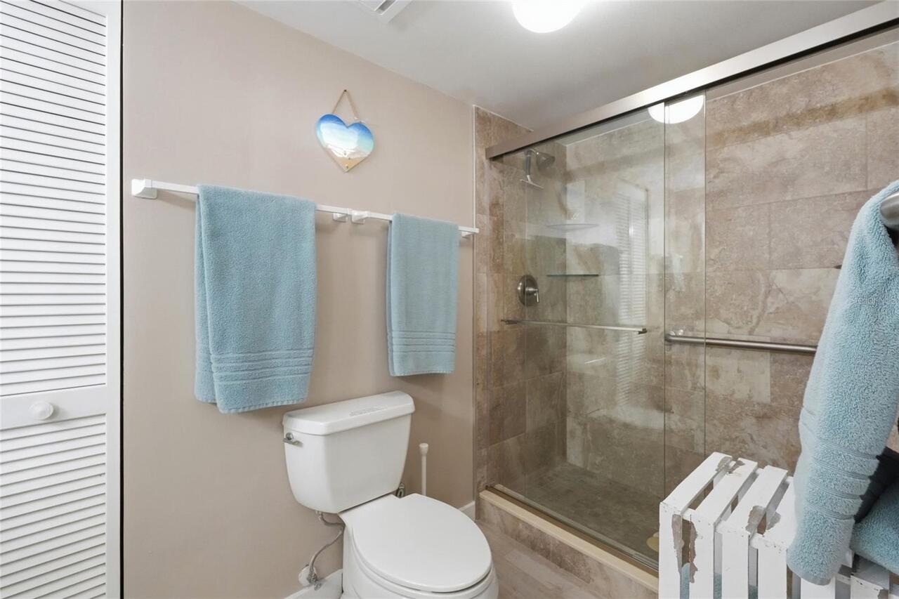 Listing Photo 25