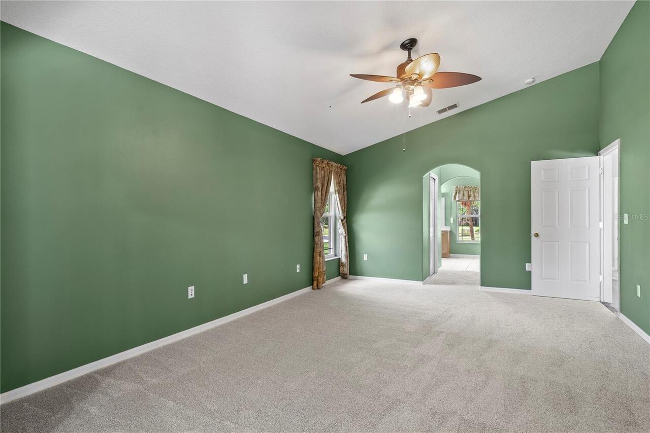 Listing Photo 37