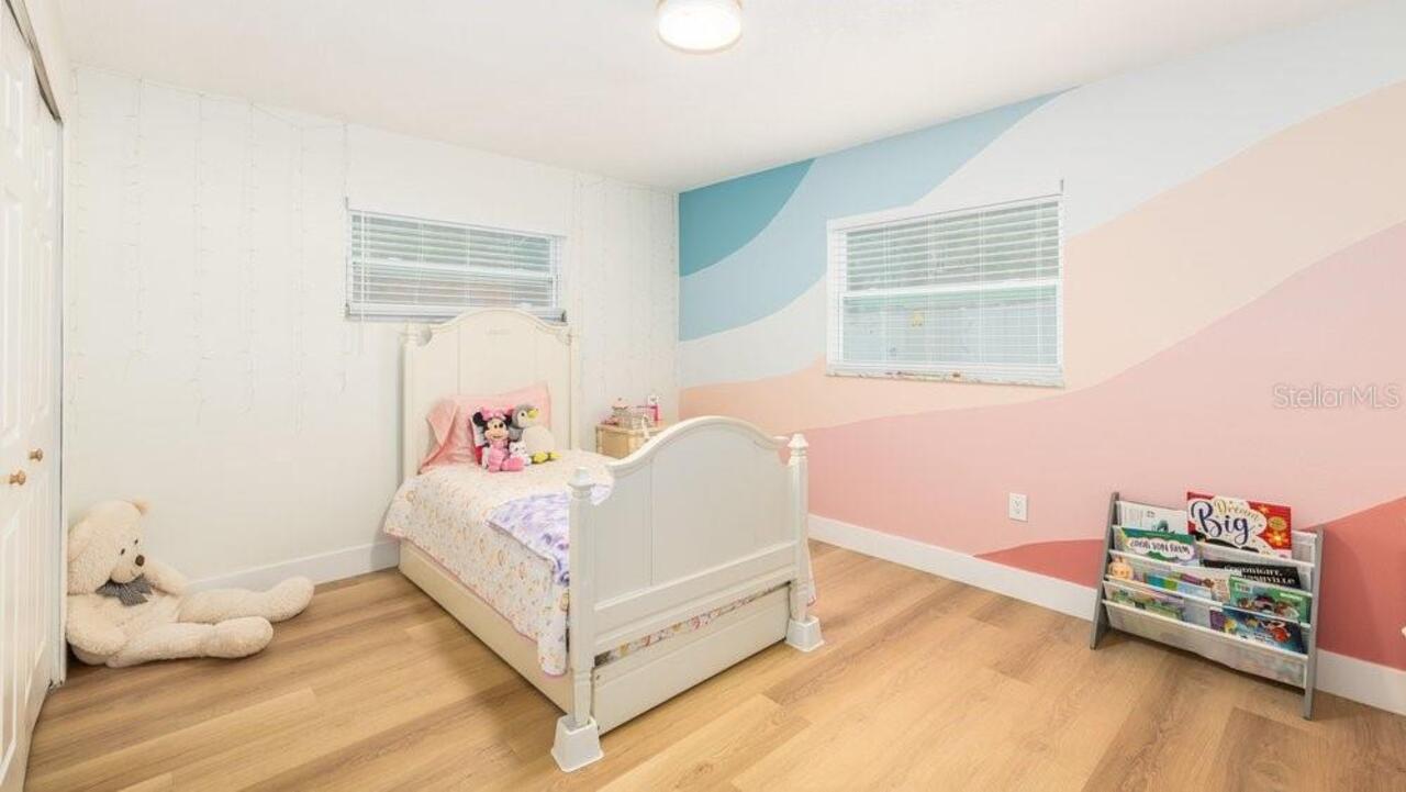 Listing Photo 14