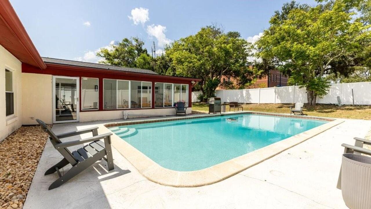Listing Photo 19