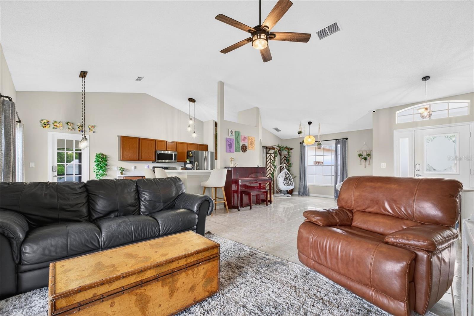 Listing Photo 9