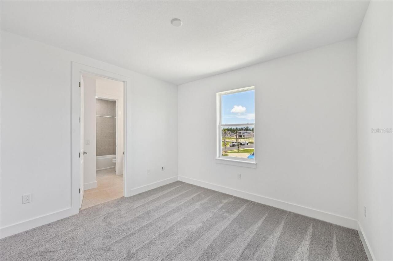 Listing Photo 33