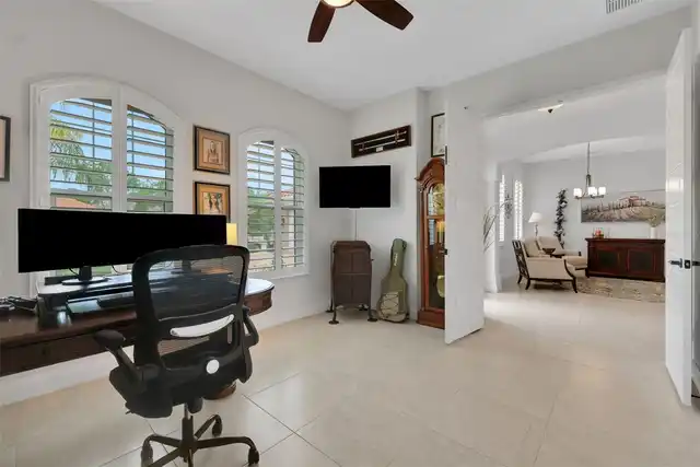 Listing Photo 19