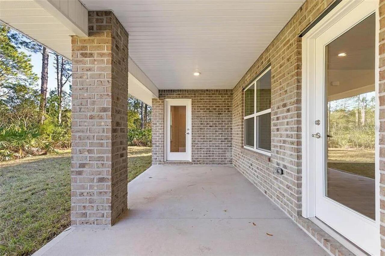 Listing Photo 11