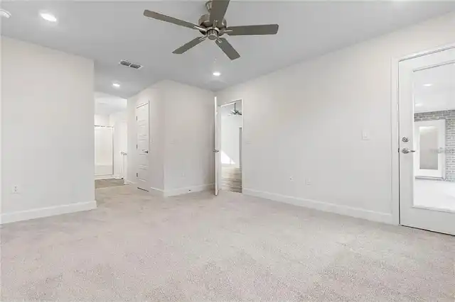 Listing Photo 28