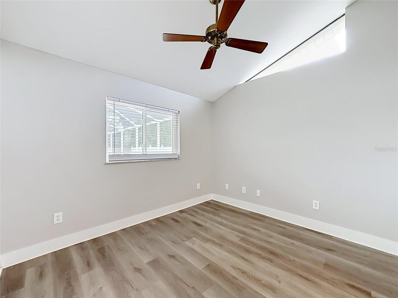 Listing Photo 35