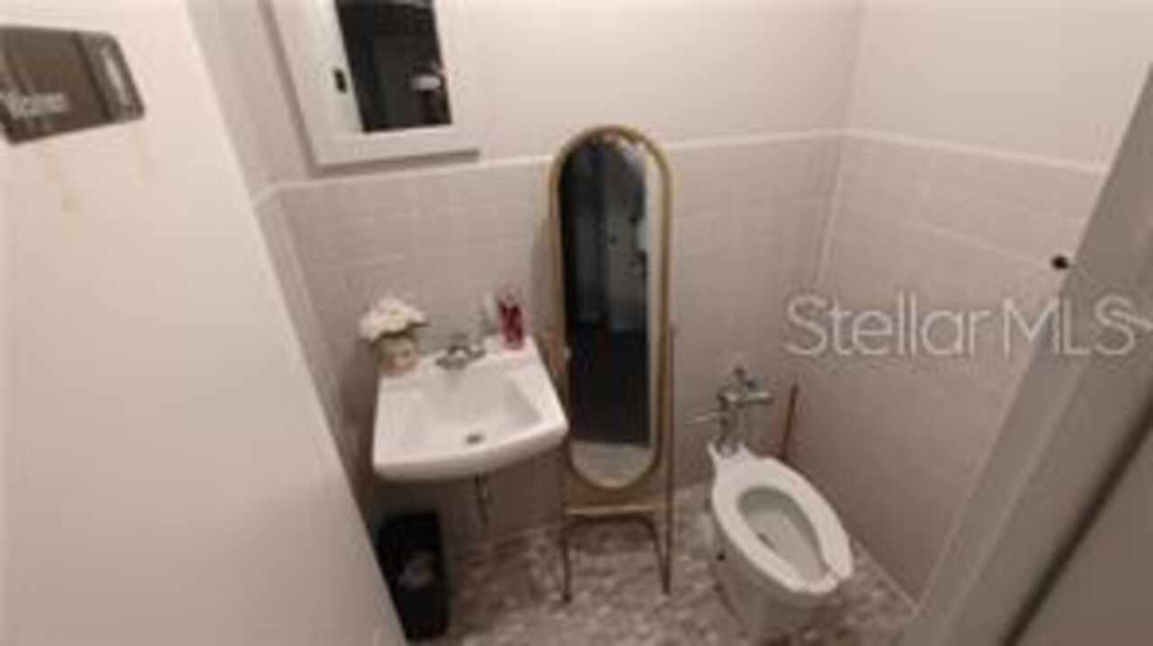 Listing Photo 14